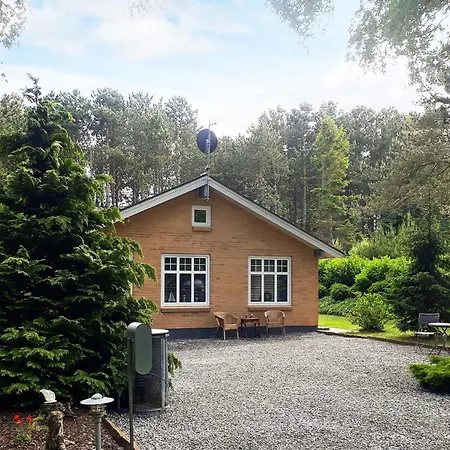 4 Person In Vakantiehuis Hadsund