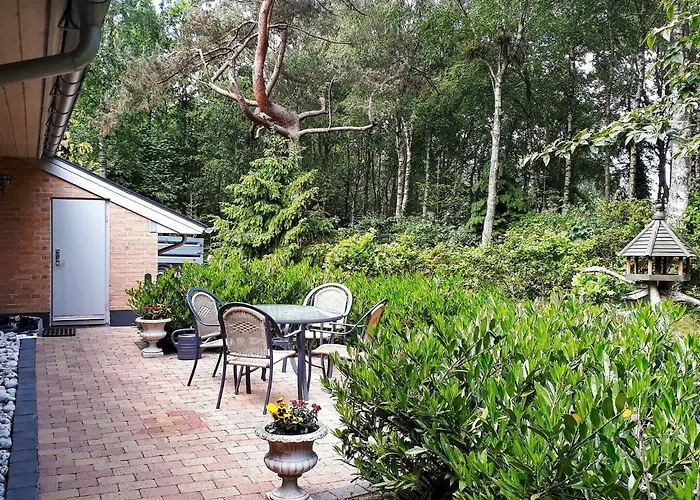 4 Person In Holiday home *