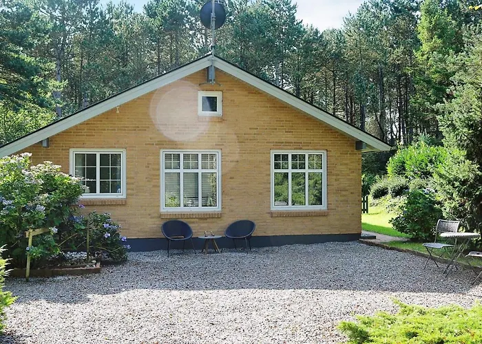 4 Person In Holiday home *